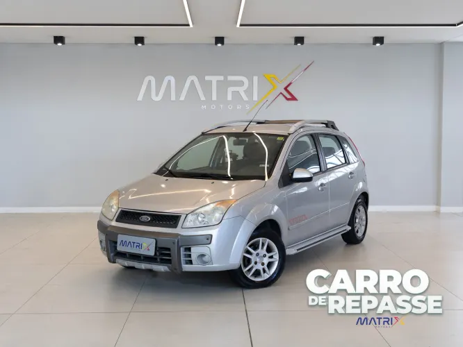 Ford Fiesta Trail 1.0 8V Flex 5P 2010