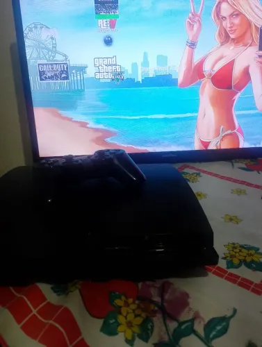 Vendo ou troco ps3 com GTA 5 FIFA effotbal 26 callf dut