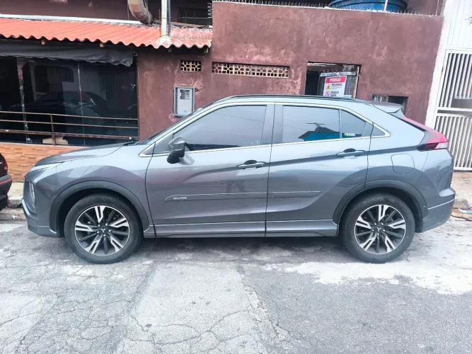 Mitsubishi Eclipse Cross HPE-S 1.5 16V 165cv Aut. 2023