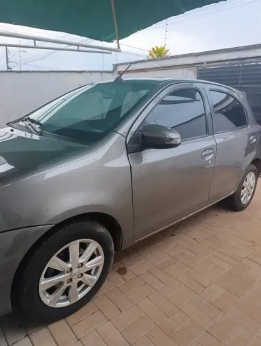 Toyota Etios X Plus 1.5 Flex 16V 5P Mec. 2020