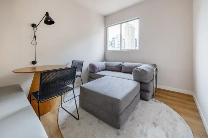 Apartamento para locação no Itaim Bibi com 42m², 1 dormitório e 1 vaga