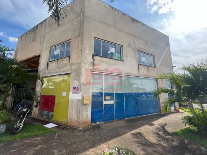 [Venda]  Barracão  Jardim Pilar, Maringá/PR  Amplo espaço, ideal para uso comercial ou ind