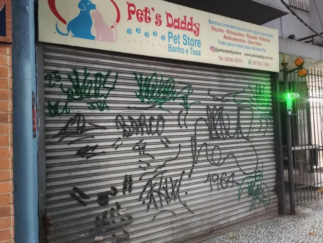 Loja de RUA na Rua Desembargador Izidro 29