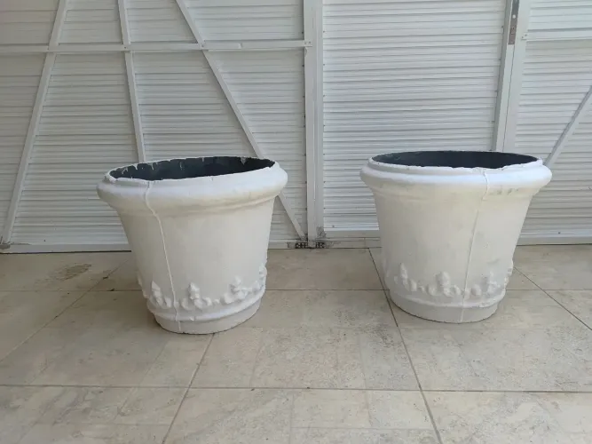 2 LINDOS VASOS PARA PLANTAS