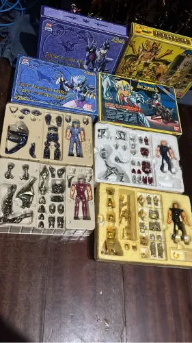 Cavaleiros do zodíaco - Lote Bandai