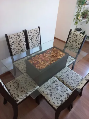 Vendo mesa de jantar