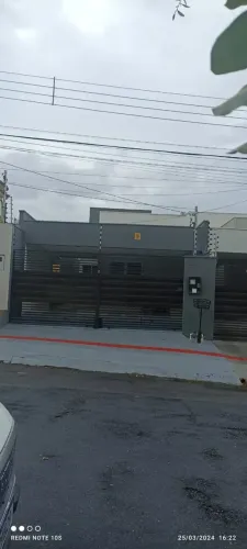 Imóvel para aluguel possui 132 metros quadrados com 3 quartos em Santa Cruz - Cuiabá - MT