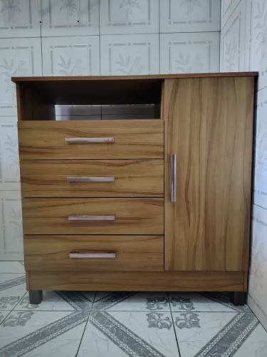 Vendo cômoda
