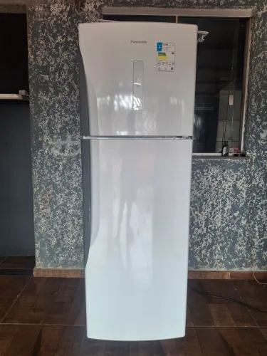 Vendo geladeira panasonic frost free
