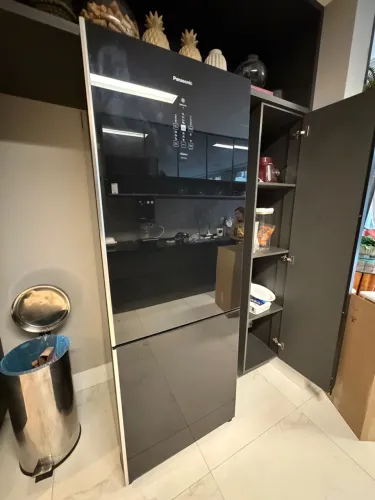 Geladeira Panasonic Espelhada Black