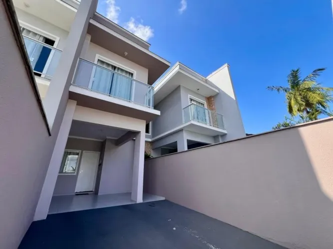 SOBRADO GEMINADO no BOM RETIRO com 3 quartos para LOCAÇÃO, 175 m²