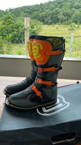 Bota de trilha