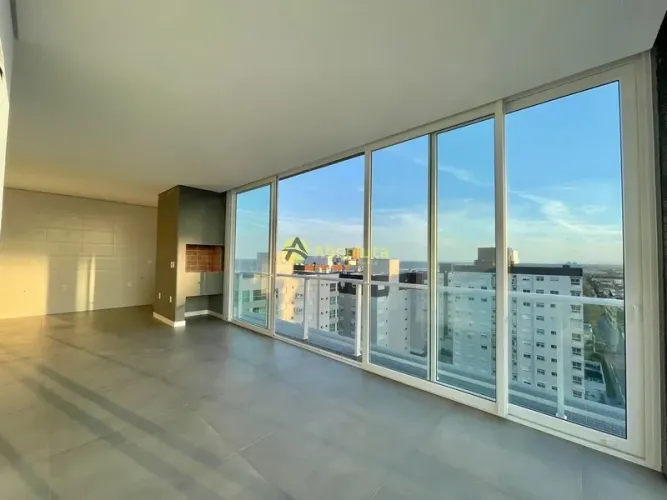 Apartamento diferenciado, 2 vagas de garagem