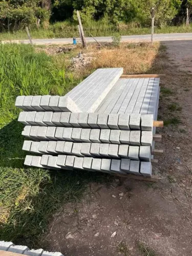 Palanques de concreto reto e curvo para tela alambrado