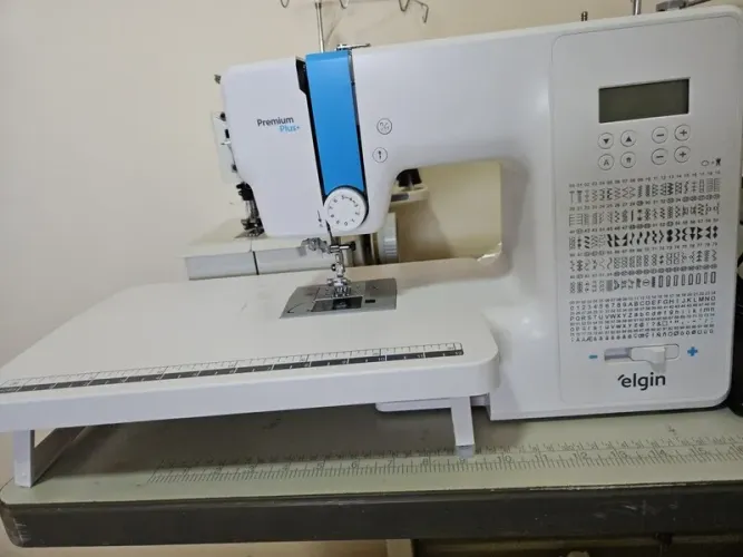 Máquina de costura elgin premium plus jx11.000