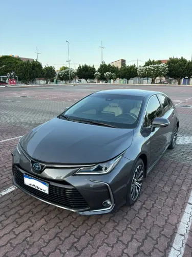 Toyota Corolla Altis Prem. Hybrid 1.8 Flex AUT 2023
