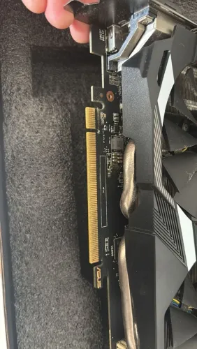 Rx 580 usada, em ótimo estado!