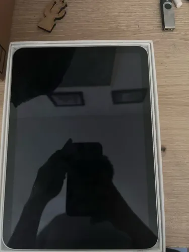 iPad 11 128GB