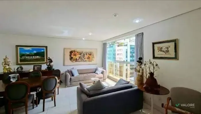 Cobertura duplex à venda no bairro Savassi, com 278 m², 04 quartos (03 suítes), 05 vagas