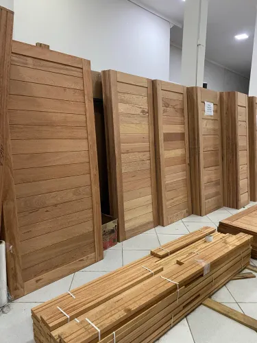 PORTAS DE MADEIRA MACIÇA A PARTIR DE R$419,00 - PROMOÇÃO IMPERDÍVEL