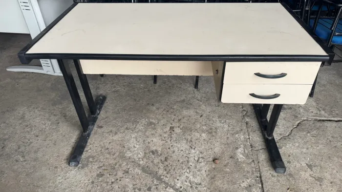 Mesa para escritório