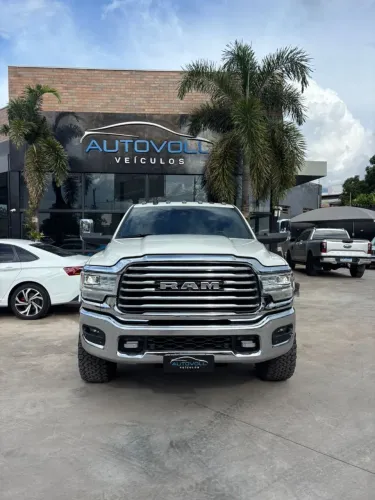 Ram 3500 Limited Longhorn 6.7 TB CD Diesel 2022