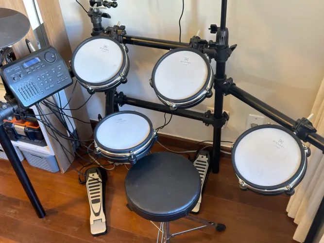 Bateria Eletrônica Michael Concert DMX430