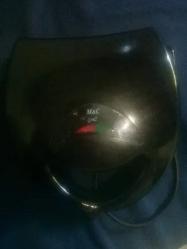 SANDUÍCHEIRA