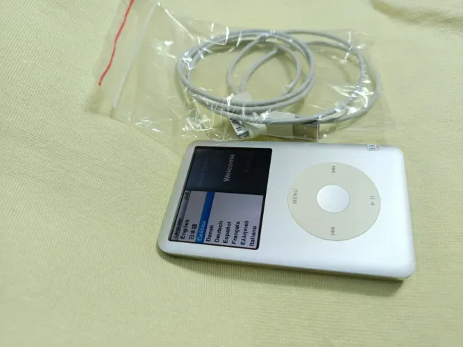 MP3 player Apple ipod 80gb prata ok