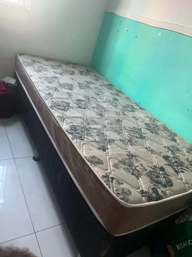 cama de solteiro c colchão 