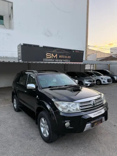 Toyota Hilux SW4 SRV D4-d 4X4 3.0 TDI Dies. AUT 2010