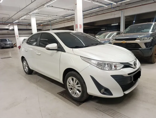 Toyota Yaris XL Sedan 1.5 Flex 16V 4P Aut. 2019