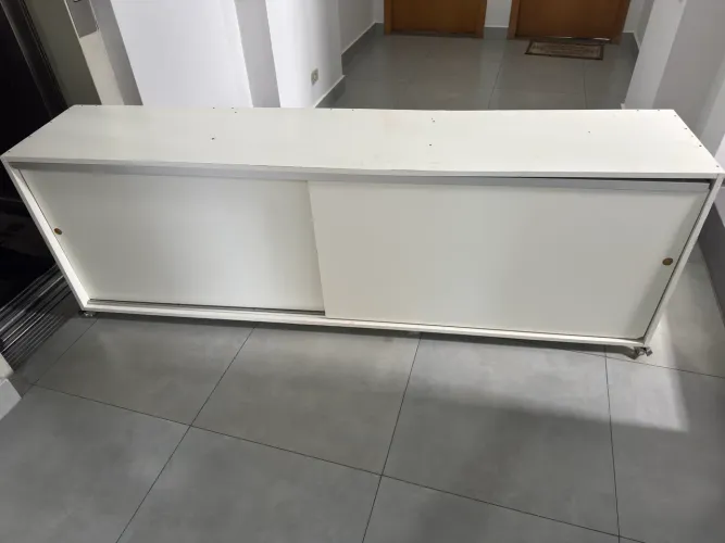 Armário modelo rack