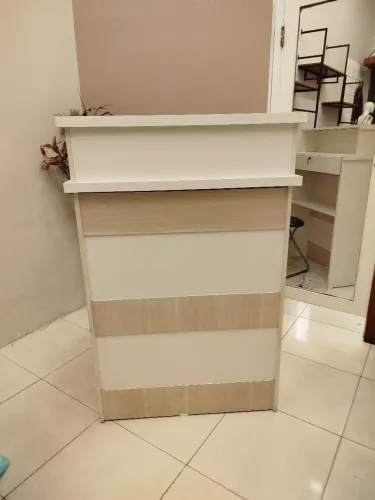 Balcão caixa em MDF para loja , salão etc
