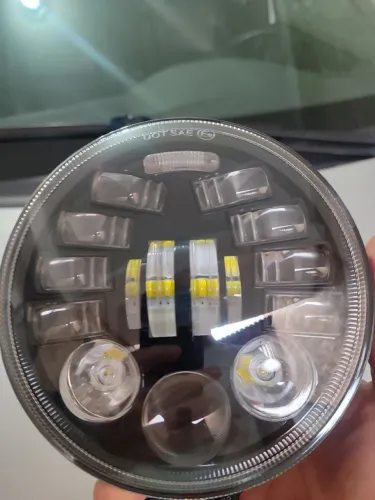 Farol de led para Harley Davidson 5.7 polegadas 