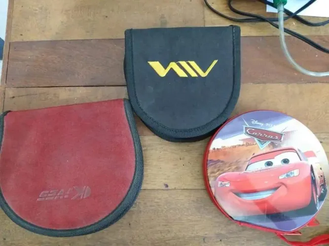 Porta cds e DVDs 