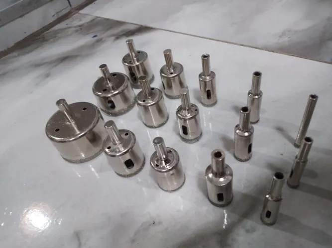 Brocas Diamantina são 15 peças novas