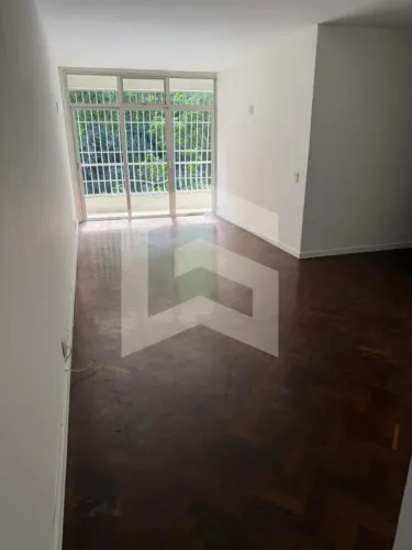 Apartamento para Venda em Rio de Janeiro, Leme, 2 dormitórios, 1 suíte, 3 banheiros, 1 vag