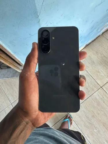 Vendo ou troco Galaxy A56 5G 