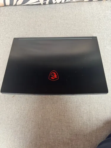 Notebook Gamer MSI GF63 Thin - i5 / 16GB RAM / GTX 1650 / SSD 256GB