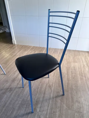 Cadeira estofada
