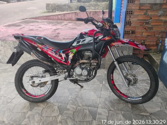 Bros 160 - 2016 Top