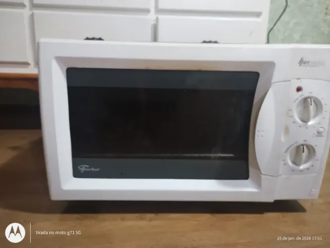Forno Elétrico /Precisa colocar borracha na porta,mas está funcionando perfeitamente 