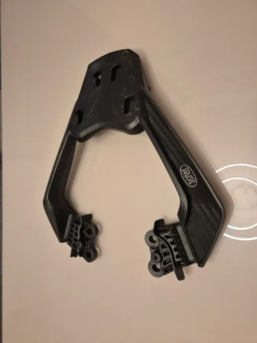 Suporte de Baú Scam Para CB300F Twister Bem Novinho