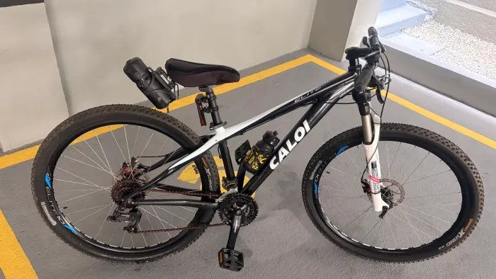 Caloi Elite 10 Impecável + Capacete Cairbull + Óculos + Odômetro + Kit Btwin e Acessórios