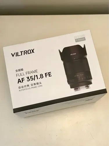 Lente VILTROX AF 35mm f/1.8 para Sony-E Full-Frame AutoFocus