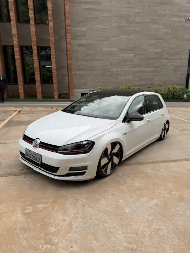 Volkswagen Golf Highline 1.4 TSI 140cv Aut. 2015