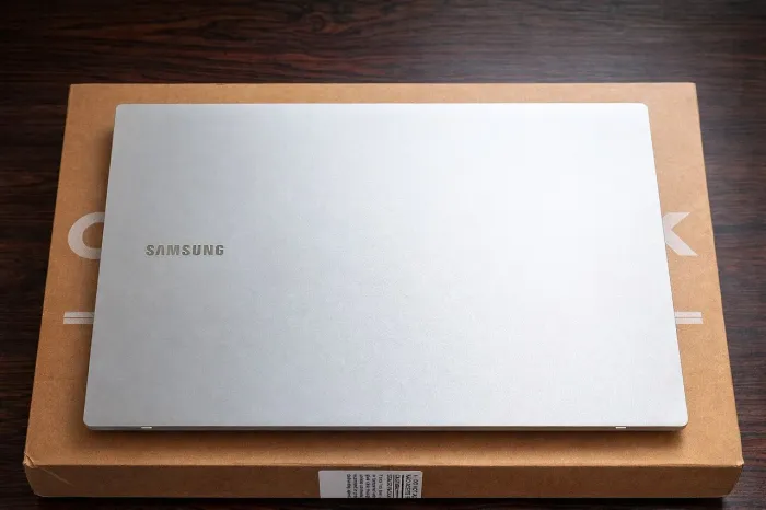 Notebook Samsung Galaxy Book Go 14 Full HD - Windows 11 - Novo