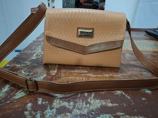 Bolsa bege/caramelo - Material sintético