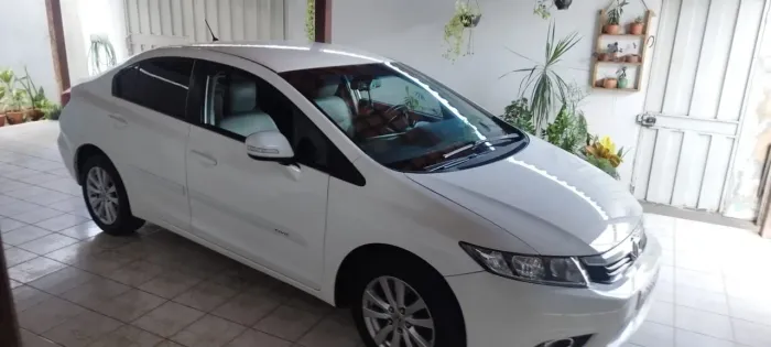 Honda Civic Sedan LXR 2.0 Flexone 16V Aut. 4P 2014